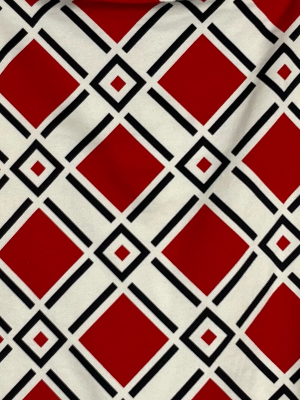 Loudmouth Golf Skort in the "Danger" Pattern Red, White and Black Size 6 - Picture 3 of 7